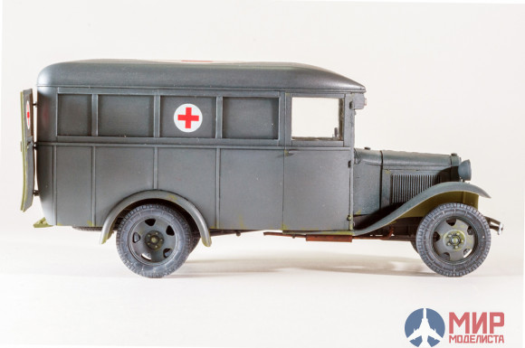 35160 MiniArt автомобиль  03-30 AMBULANCE  (1:35)