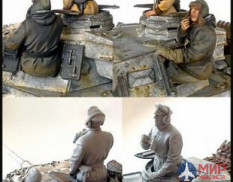 EM-35032 Evolution Miniatures German Tankman “Baker’s dozen”