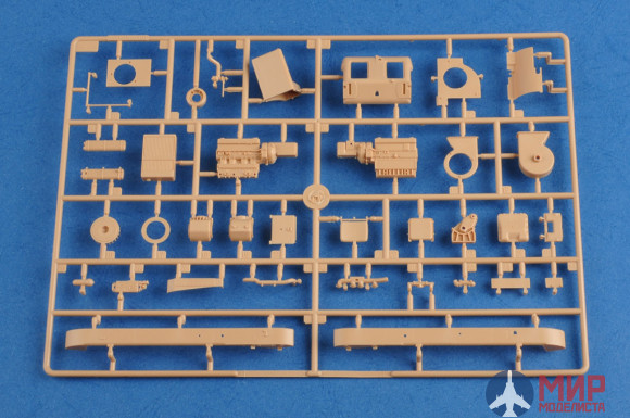 83809 Hobby Boss САУ Befehlsfahrzeug auf Fgst. Pz.Kpfw.35 R 731(f)  (1:35)