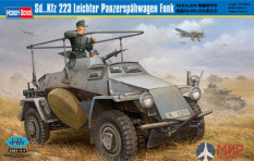 82443 Hobby Boss 1/35 Немецкий БТР Sd. Kfz 223 Leichter Panzerpahwagen Funk