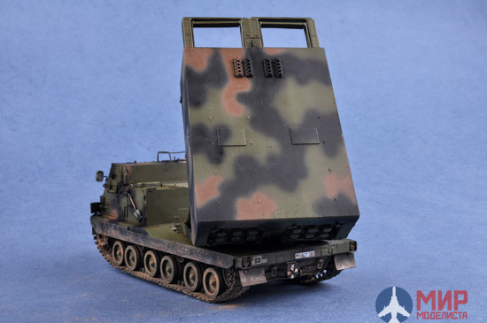 01046 Trumpeter 1/35 САУ  M270/A1 Multiple Launch Rocket System - Germany