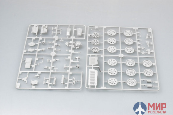 01507 Trumpeter 1/35 Полугусеничный тягач Sd.Kfz.7 KM m 11 (Поздний)