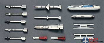 X72-3 Hasegawa US aircraft weapons III