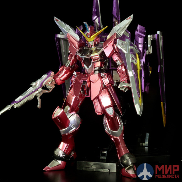 0156649 Bandai Justice Gundam 1/100