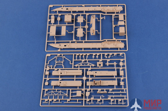 85517 Hobby Boss ЗРК Russian BAZ-64022 with 5P85TE2 TEL S-400  (1:35)