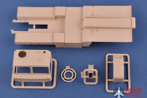 85517 Hobby Boss ЗРК Russian BAZ-64022 with 5P85TE2 TEL S-400  (1:35)